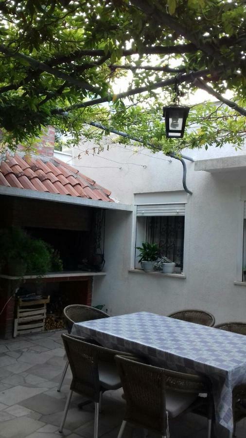Apartment Center Tonka Макарска Екстериор снимка